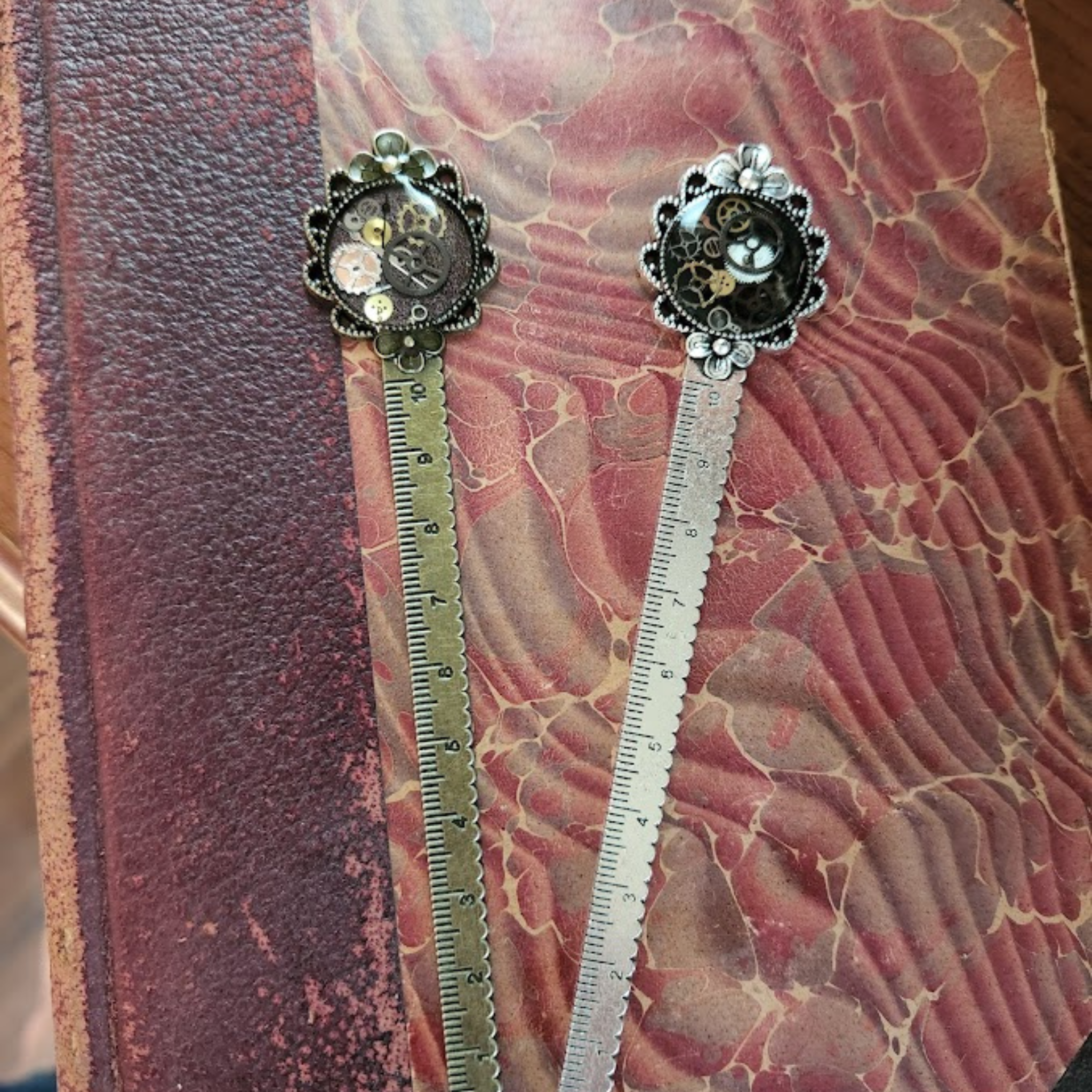 Bookmark - Antique Silver slip in