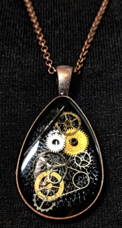 Teardrop Gears in Resin Pendant with Chain