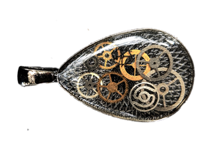 Teardrop Gears in Resin Pendant with Chain